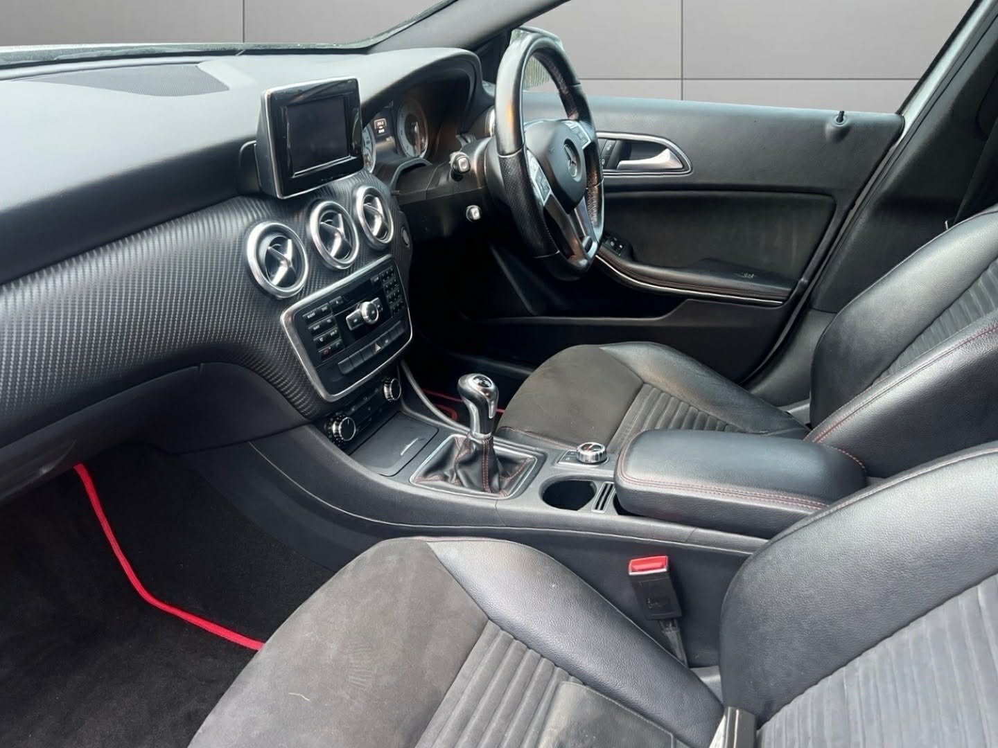 Used Mercedes-Benz A-Class 2014 for sale - 76864258: Photo 12