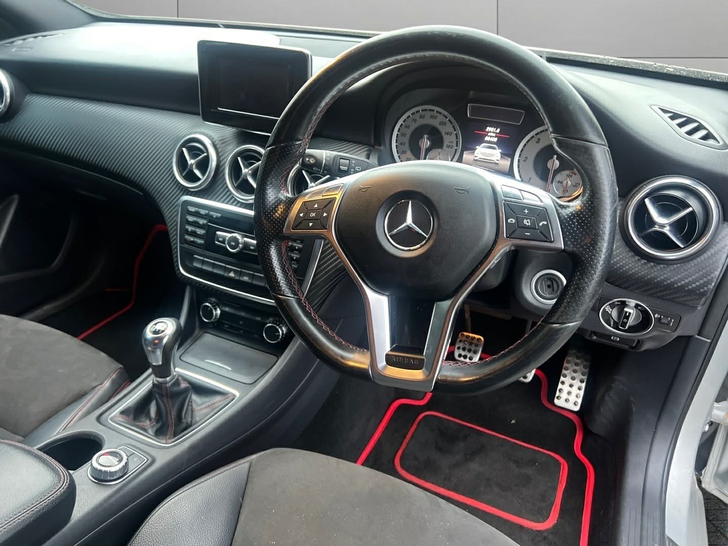 Used Mercedes-Benz A-Class 2014 for sale - 76864258: Photo 9