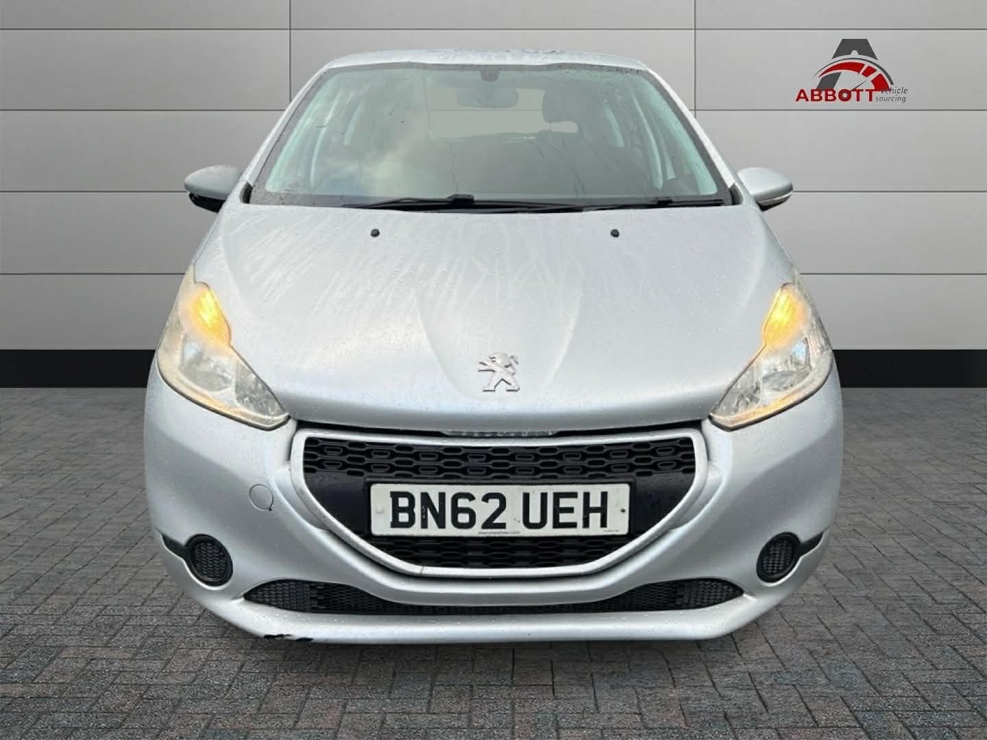 Used Peugeot 208 2012 for sale - 76864259: Photo 5