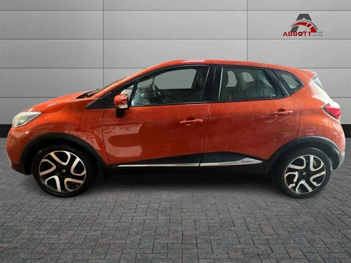 Used Renault Captur 2013 for sale - 76526082: Photo 2