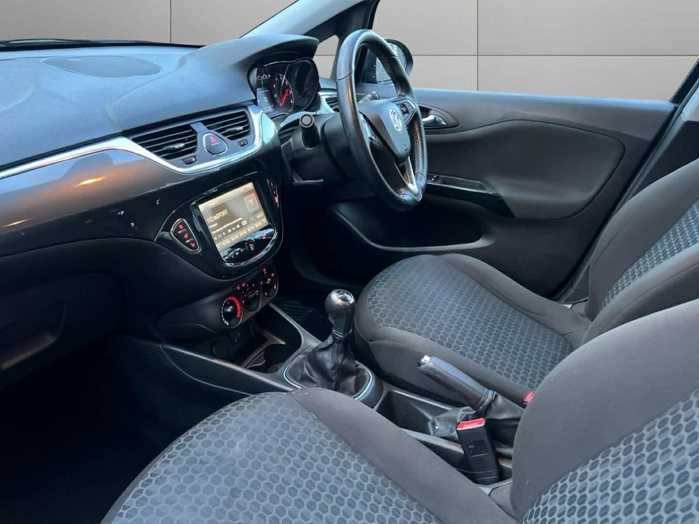 Used Vauxhall Corsa 2015 for sale - 77561024: Photo 11