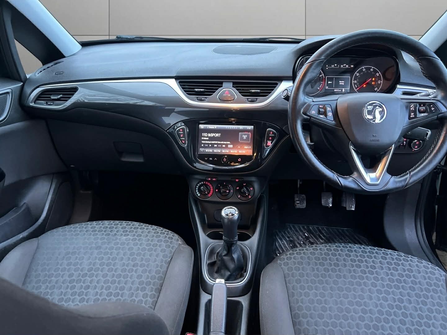 Used Vauxhall Corsa 2015 for sale - 77561024: Photo 9