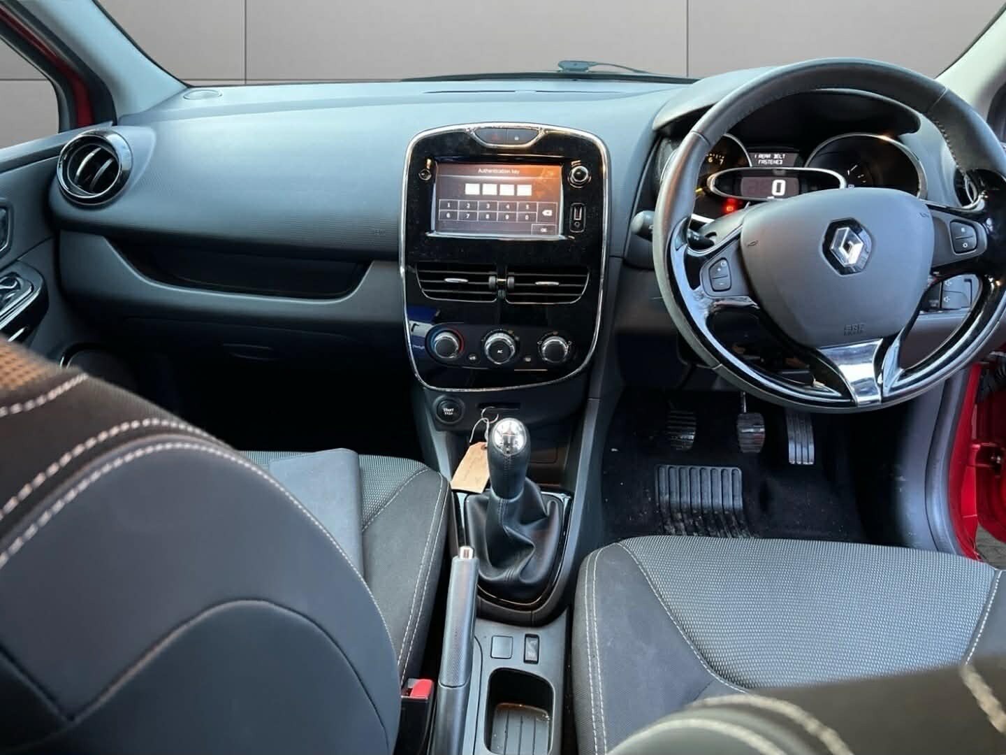 Used Renault Clio 2014 for sale - 77561125: Photo 8