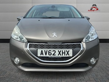 Used Peugeot 208 2012 for sale - 78469576: Photo