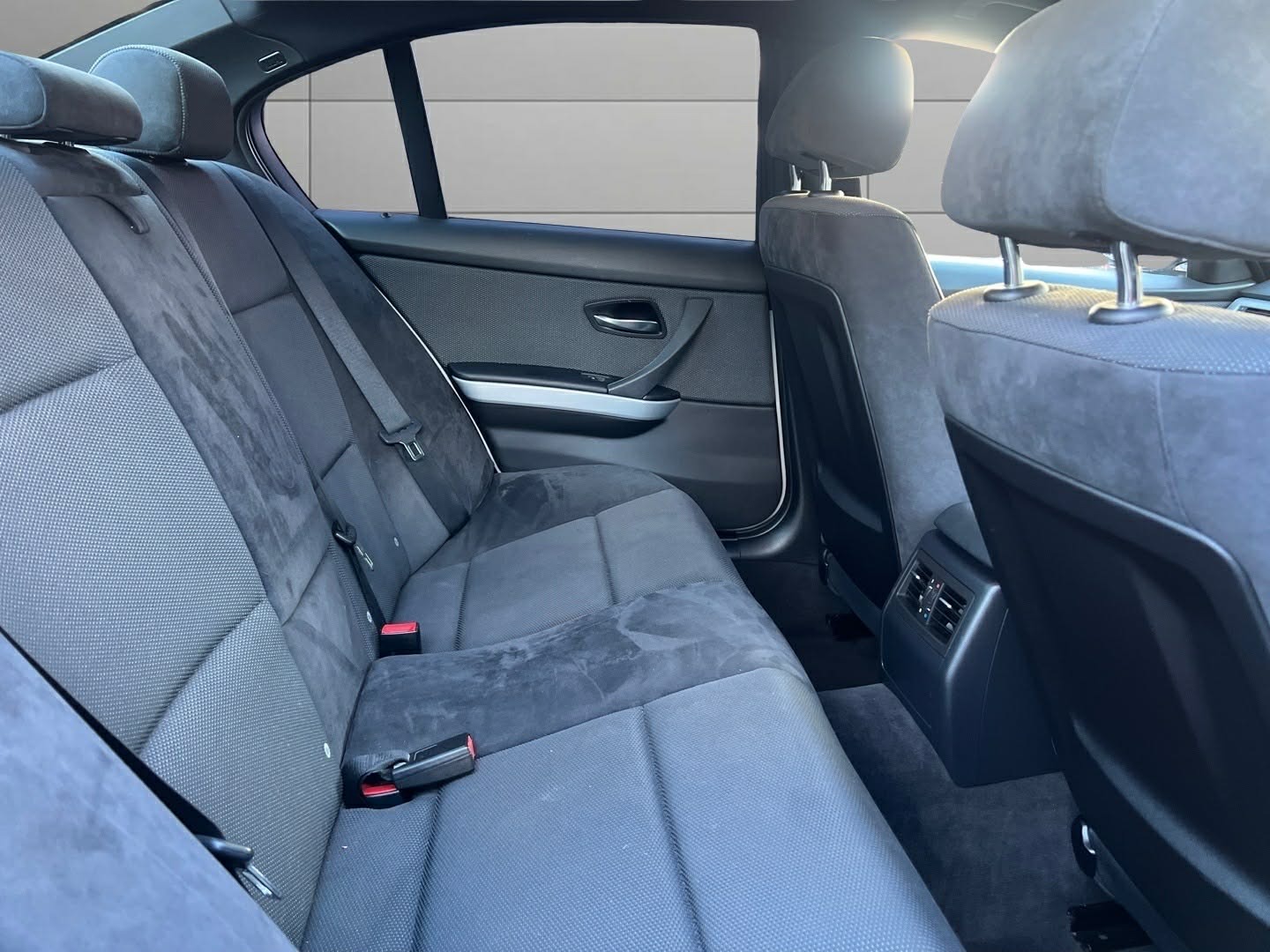 Used BMW 3 Series 2010 for sale - 76666051: Photo 10