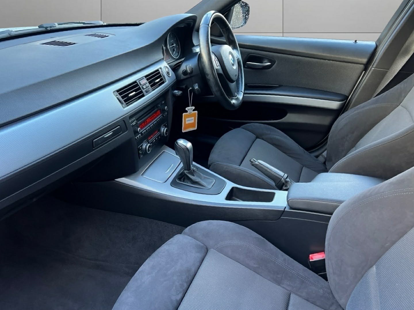 Used BMW 3 Series 2010 for sale - 76666051: Photo 9