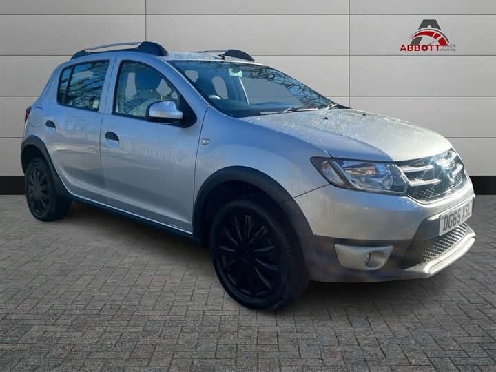 Used Dacia Sandero Stepway 2015 for sale - 77251523: Photo 3