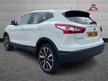 Used Nissan Qashqai 2015 for sale - 79674375: Photo