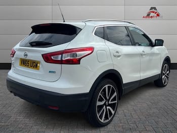 Used Nissan Qashqai 2015 for sale - 79674375: Photo