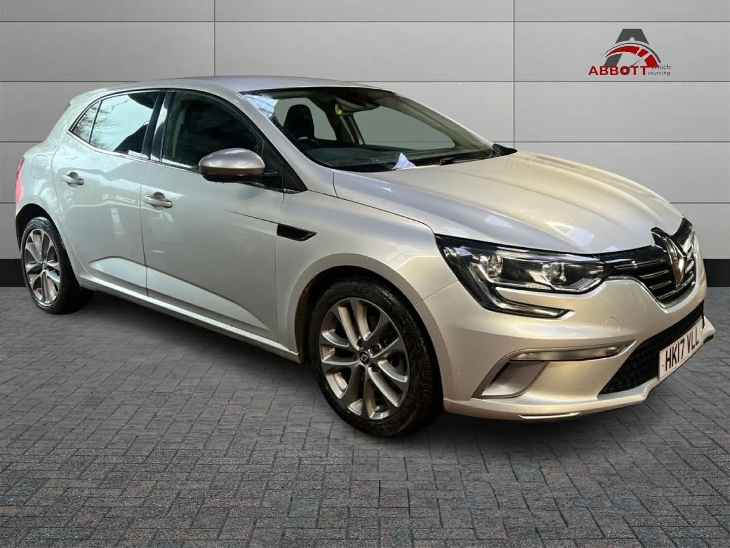 Used Renault Megane 2017 for sale - 77561105: Photo 3