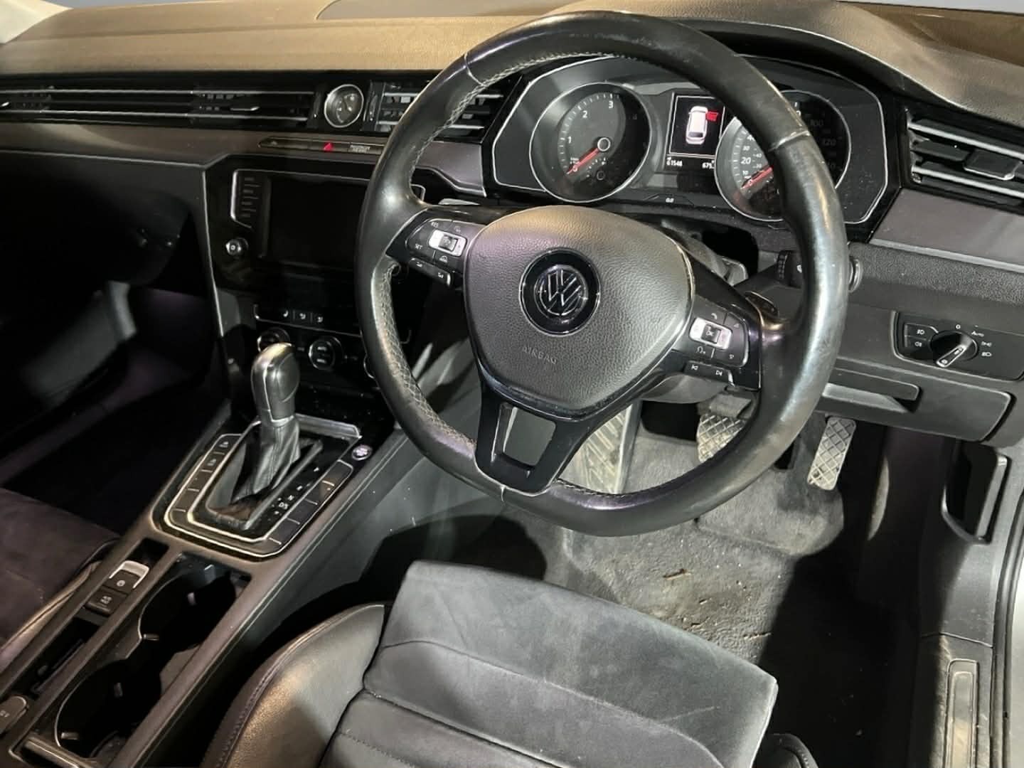 Used Volkswagen Passat 2016 for sale - 76627394: Photo 8