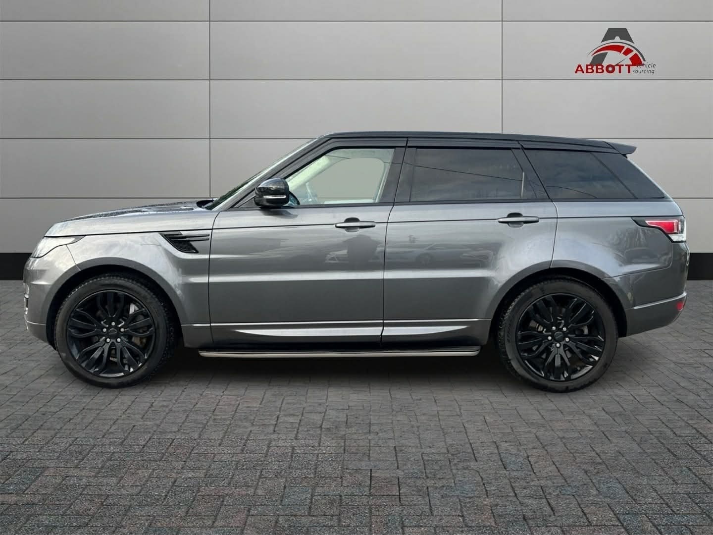 Used Land Rover Range Rover Sport 2014 for sale - 76931680: Photo 2
