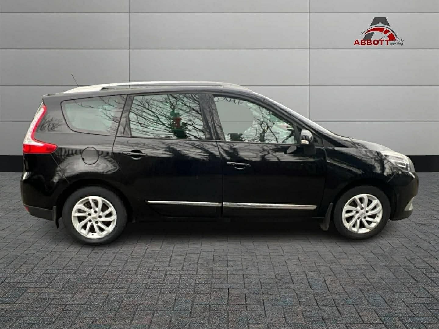 Used Renault Grand Scenic 2016 for sale - 77974116: Photo 6