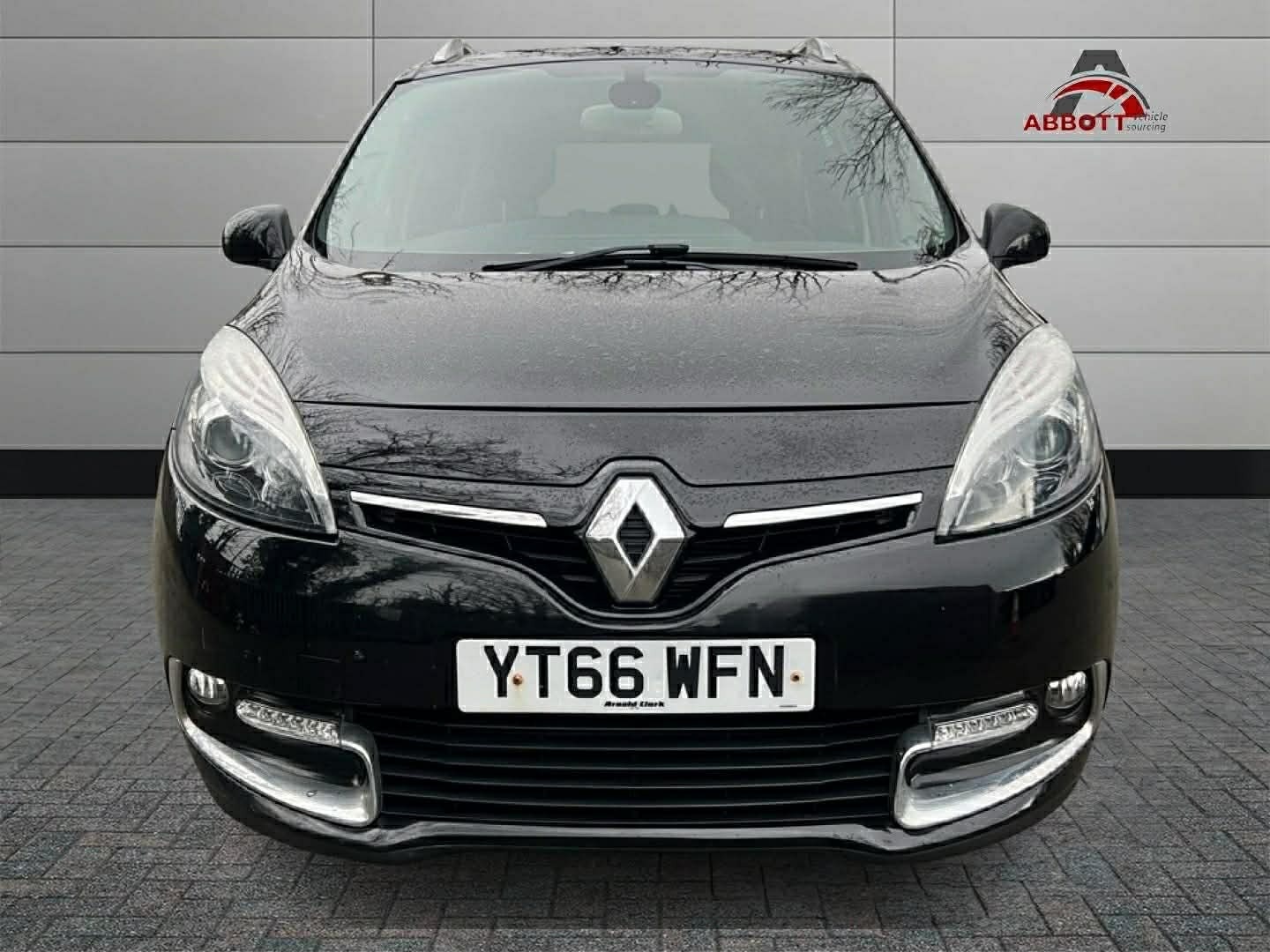 Used Renault Grand Scenic 2016 for sale - 77974116: Photo 8