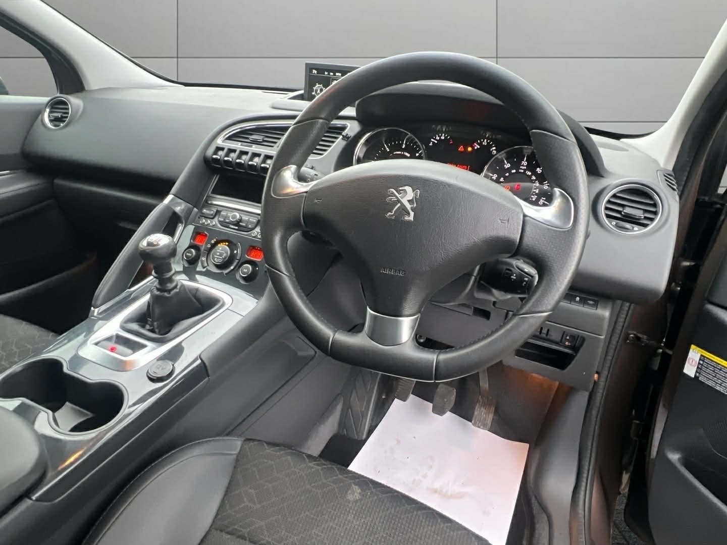 Used Peugeot 3008 2015 for sale - 77312244: Photo 10