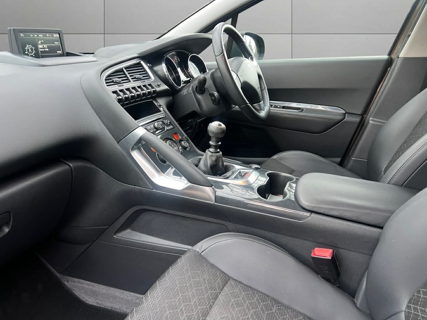 Used Peugeot 3008 2015 for sale - 77312244: Photo 11