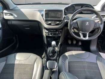 Used Peugeot 2008 2015 for sale - 74956681: Photo