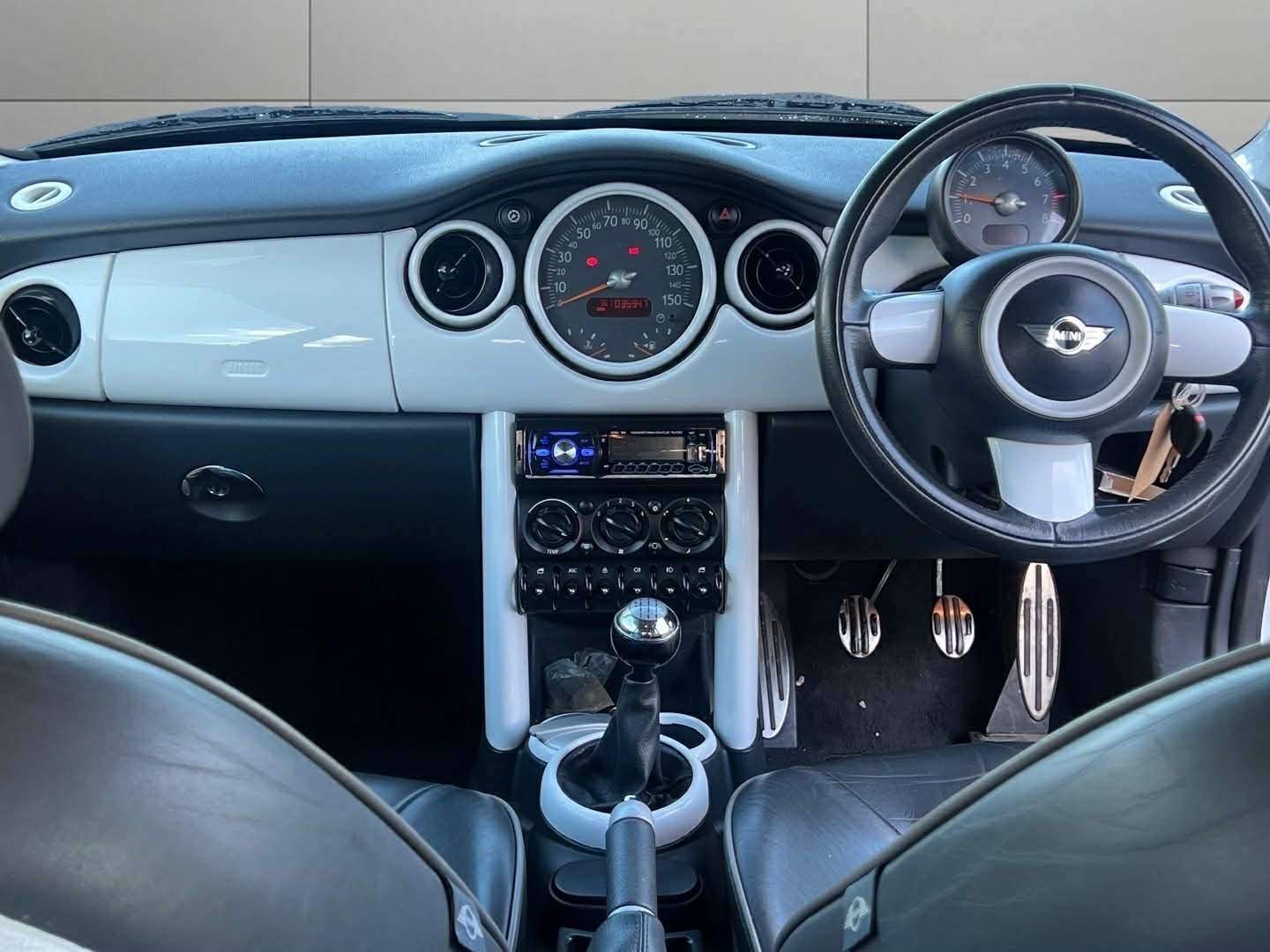 Used MINI Hatch 2003 for sale - 77303368: Photo 10