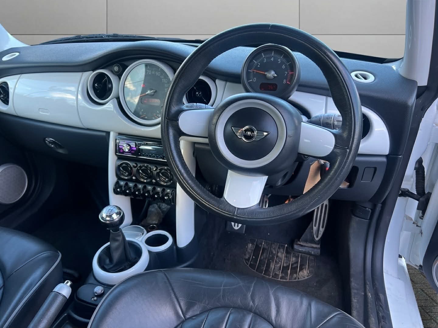 Used MINI Hatch 2003 for sale - 77303368: Photo 9