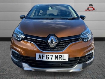 Used Renault Captur 2017 for sale - 76037566: Photo 2