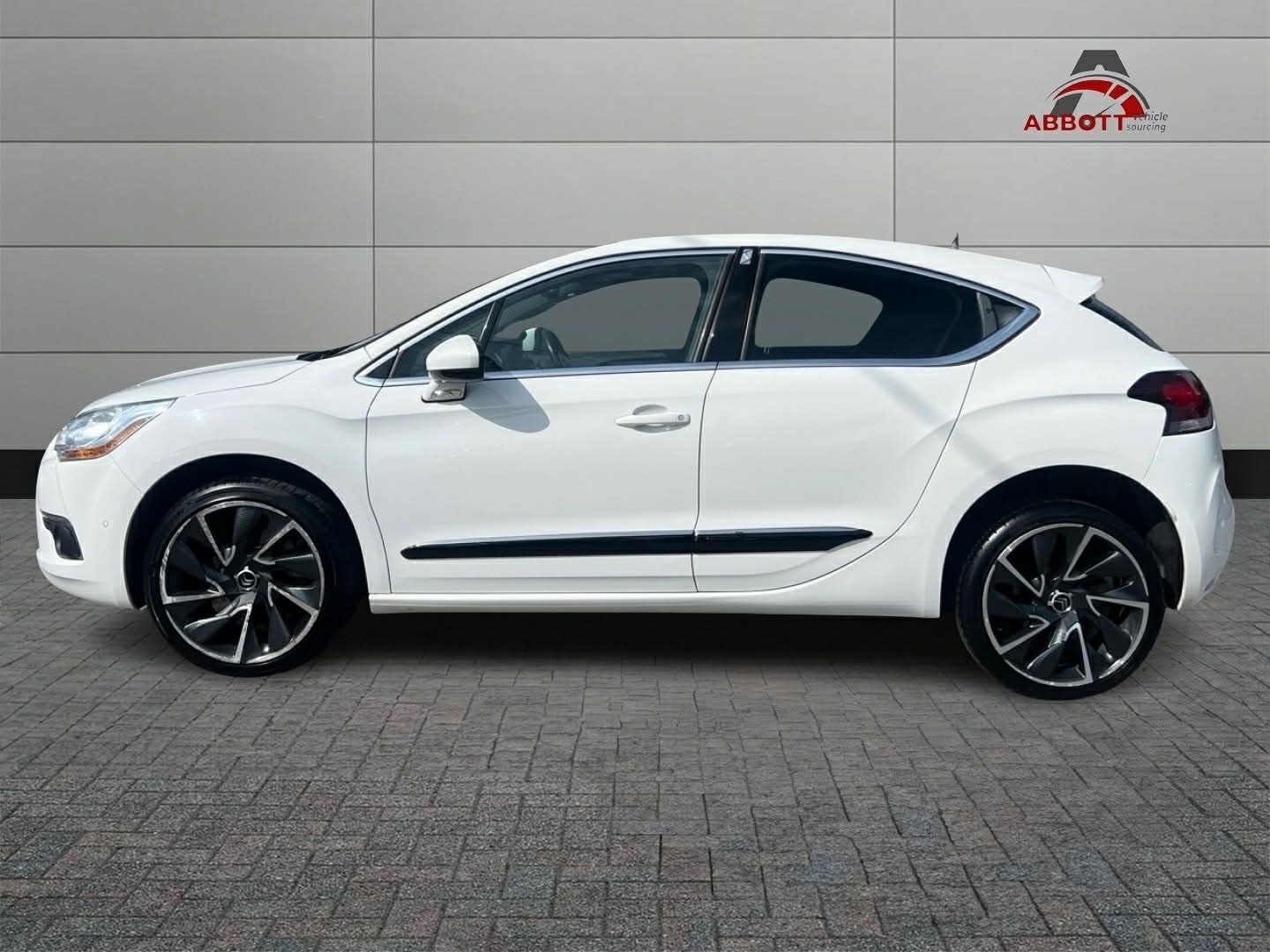Used Citroen DS4 2014 for sale - 77260927: Photo 2