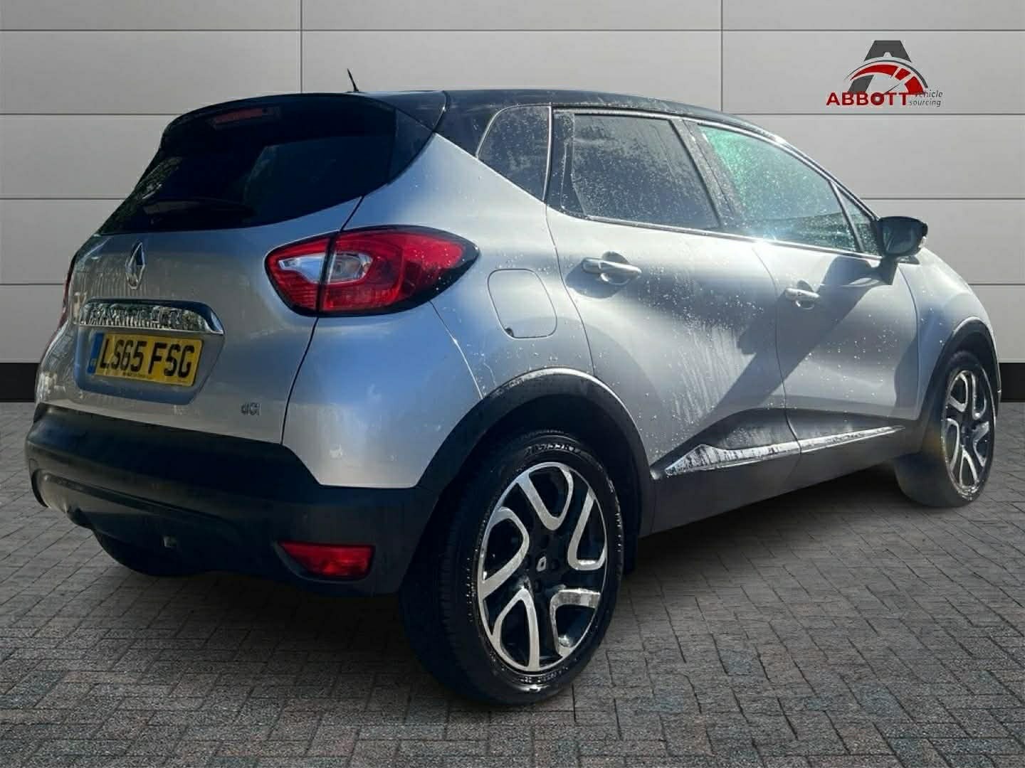 Used Renault Captur 2015 for sale - 77903540: Photo 6