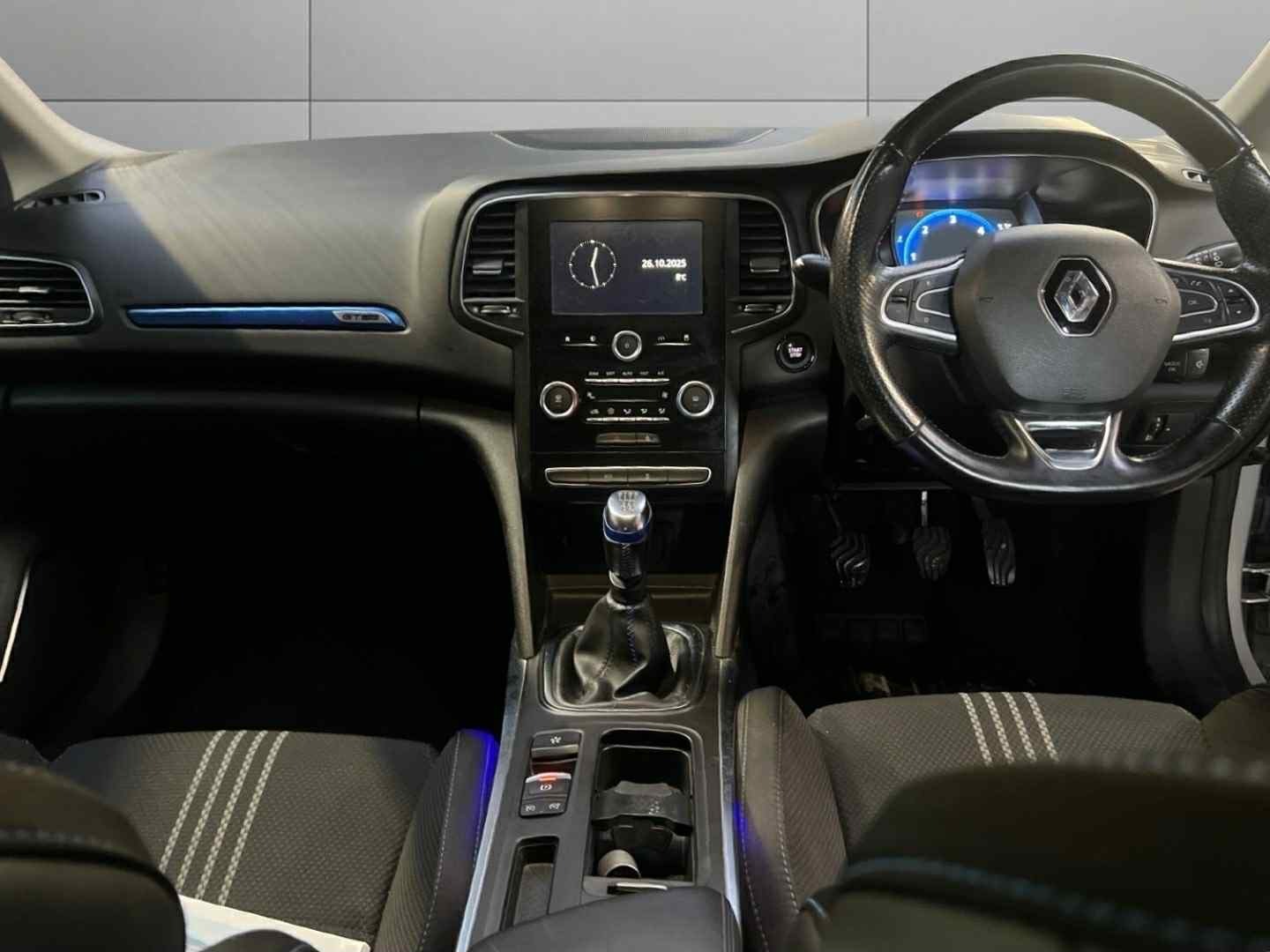 Used Renault Megane 2017 for sale - 76379282: Photo 10