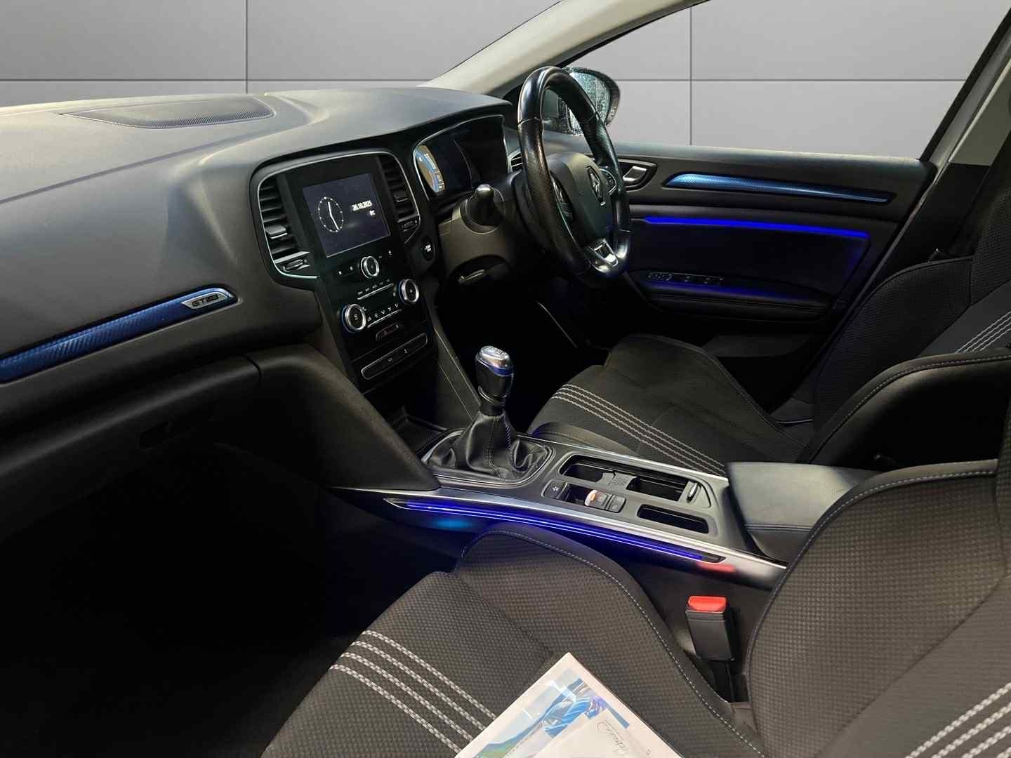 Used Renault Megane 2017 for sale - 76379282: Photo 12