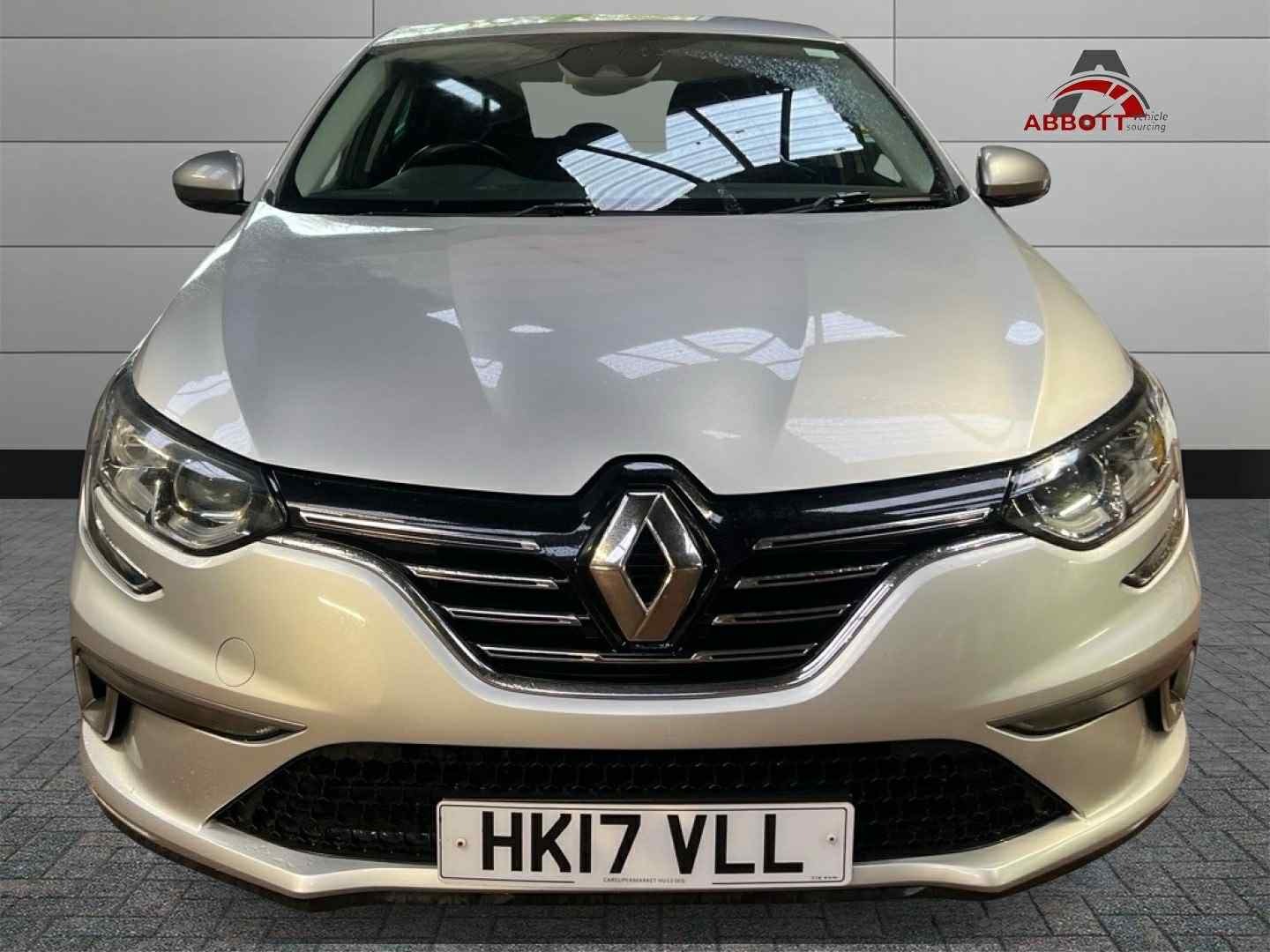Used Renault Megane 2017 for sale - 76379282: Photo 2