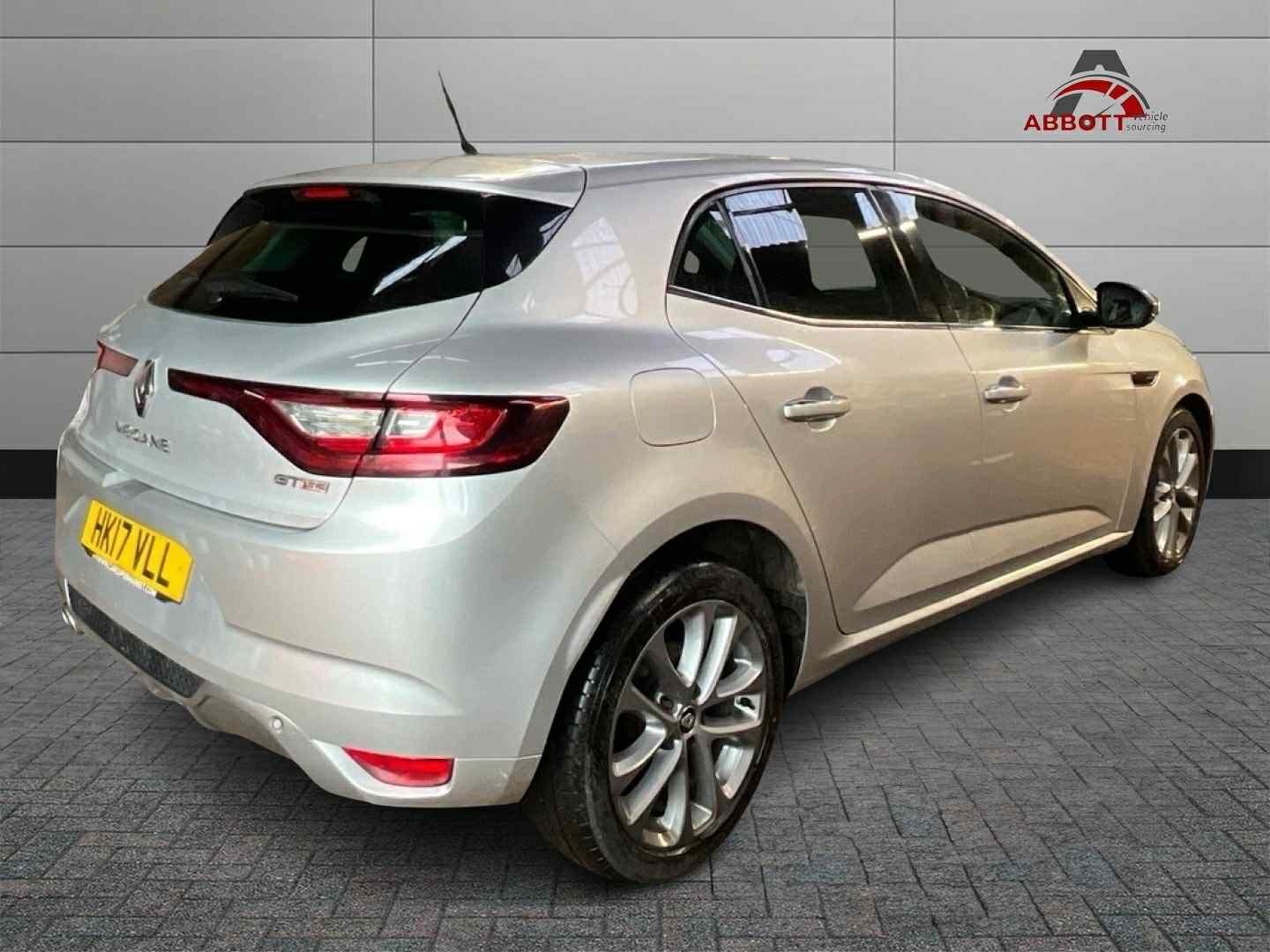 Used Renault Megane 2017 for sale - 76379282: Photo 6