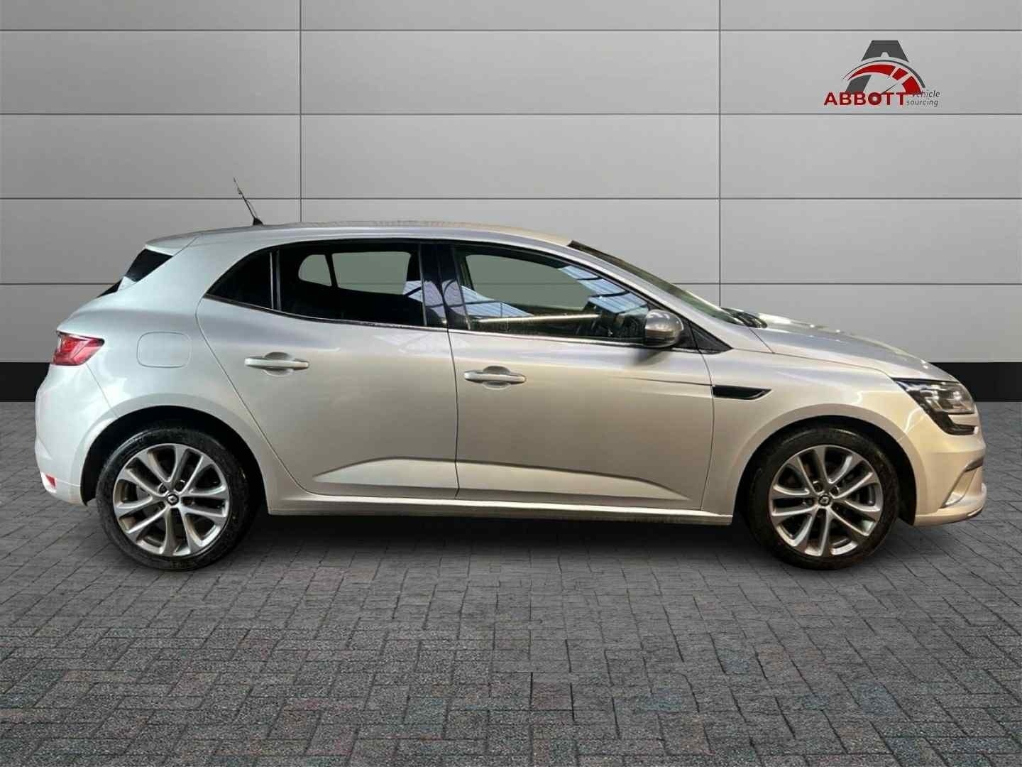 Used Renault Megane 2017 for sale - 76379282: Photo 8