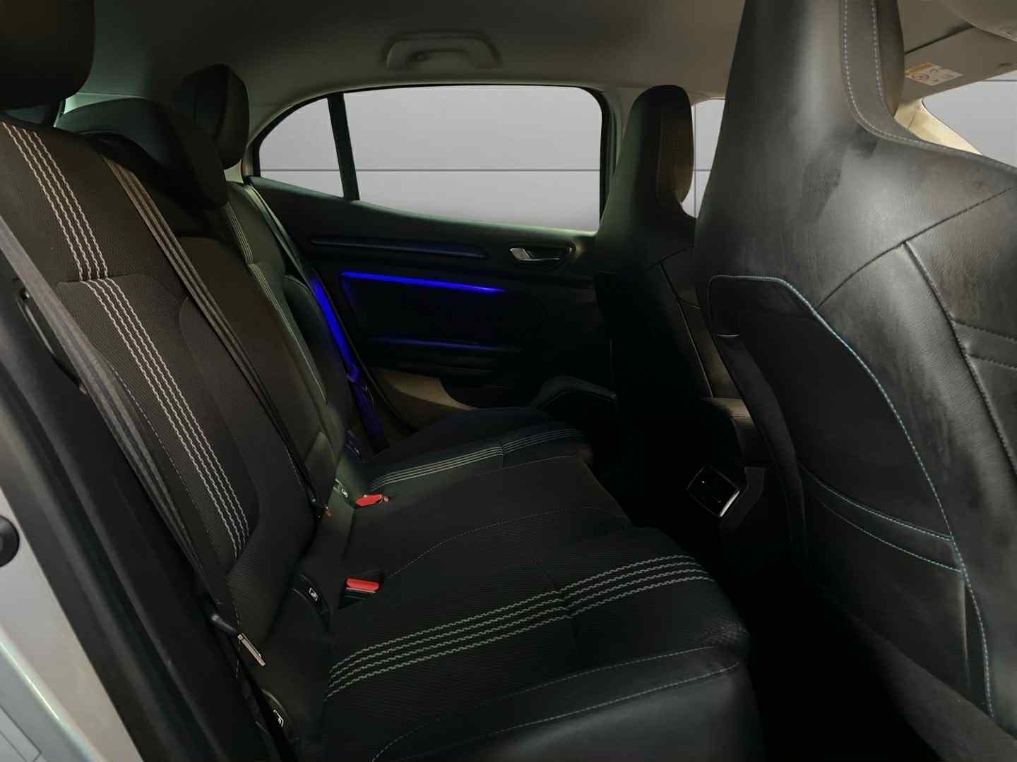 Used Renault Megane 2017 for sale - 76379282: Photo 9