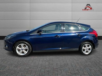 Used Ford Focus 2011 for sale - 74917432: Photo