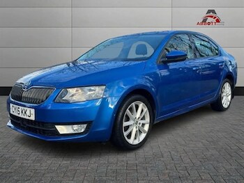 2015 (15) - 2.0 TDI CR SE L 5dr