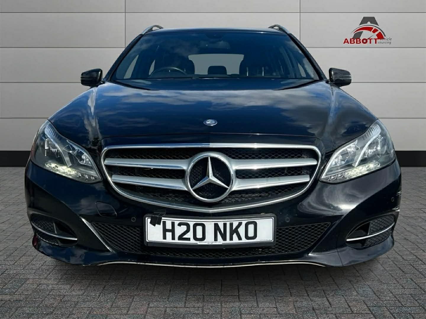 Used Mercedes-Benz E Class 2014 for sale - 78134685: Photo 2