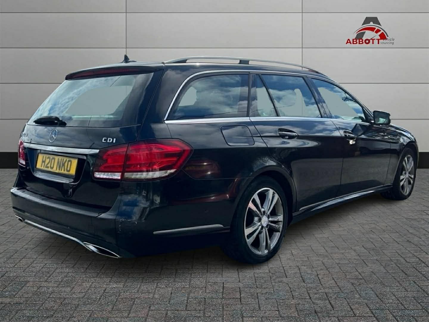 Used Mercedes-Benz E Class 2014 for sale - 78134685: Photo 3