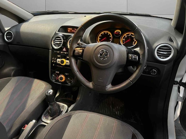 Used Vauxhall Corsa 2015 for sale - 76170932: Photo 12