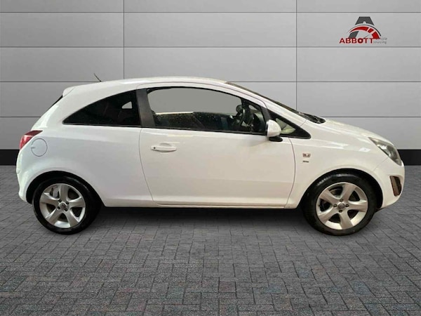 Used Vauxhall Corsa 2015 for sale - 76170932: Photo 5