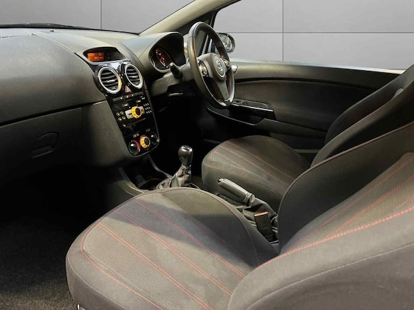 Used Vauxhall Corsa 2015 for sale - 76170932: Photo 9