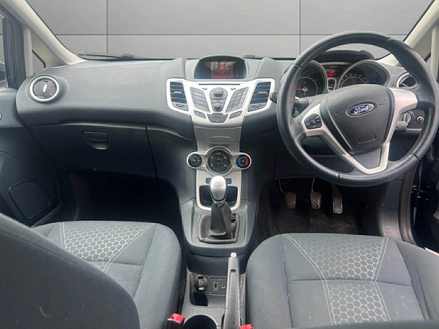 Used Ford Fiesta 2011 for sale - 78134679: Photo 9