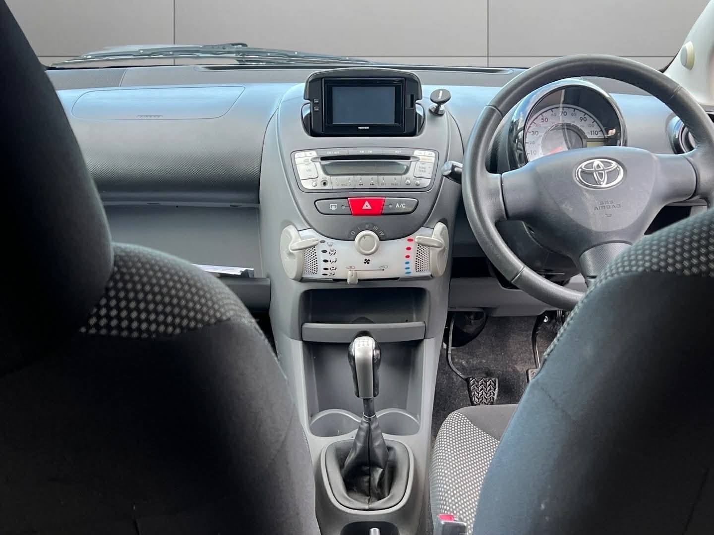 Used Toyota AYGO 2012 for sale - 77303360: Photo 10