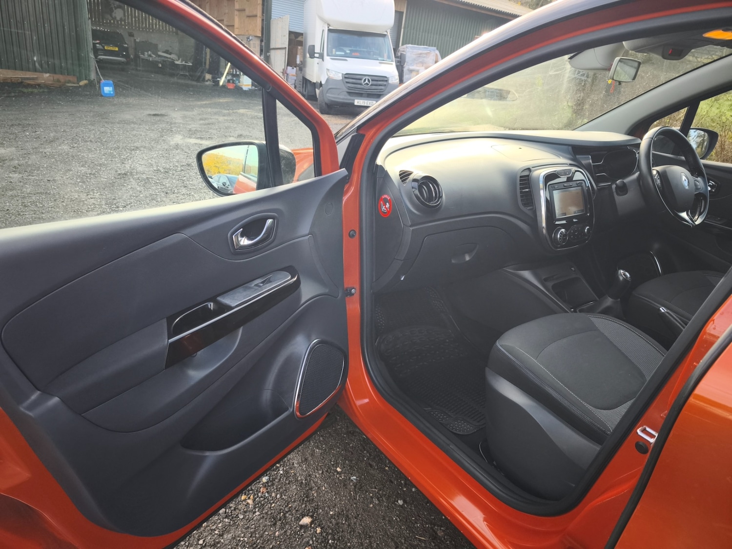 Used Renault Captur 2016 for sale - 76830786: Photo 13