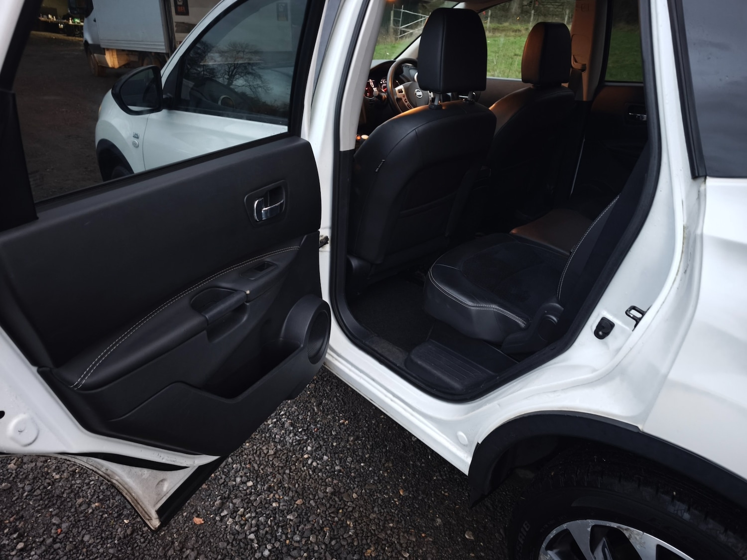 Used Nissan Qashqai+2 2013 for sale - 76885257: Photo 16