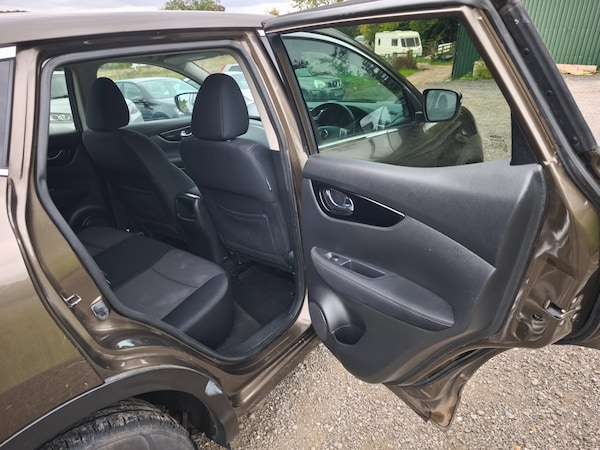 Used Nissan Qashqai 2014 for sale - 75223425: Photo 15