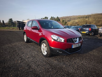 Used Nissan Qashqai 2010 for sale - 77681587: Photo