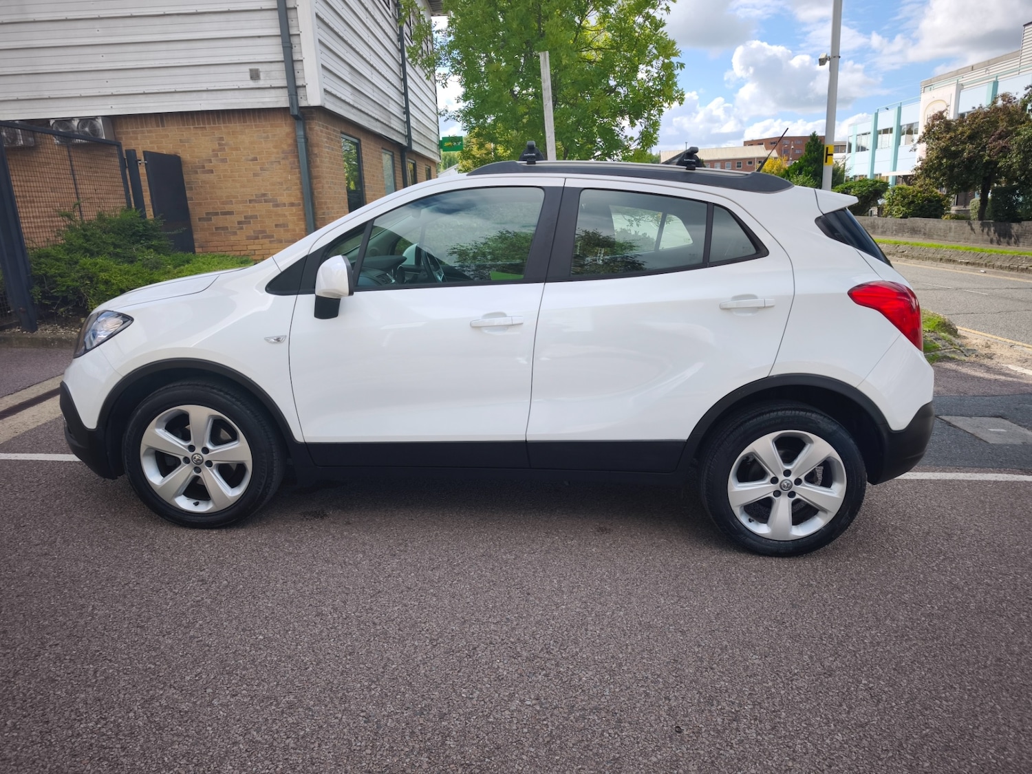Used Vauxhall Mokka 2015 for sale - 76025876: Photo 4