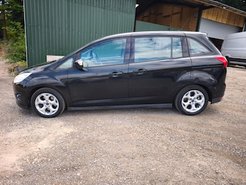 Used Ford Grand C-Max 2011 for sale - 79451728: Photo