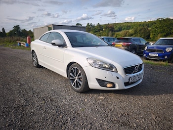 2011 (60) - D4 [177] SE Lux 2dr Geartronic