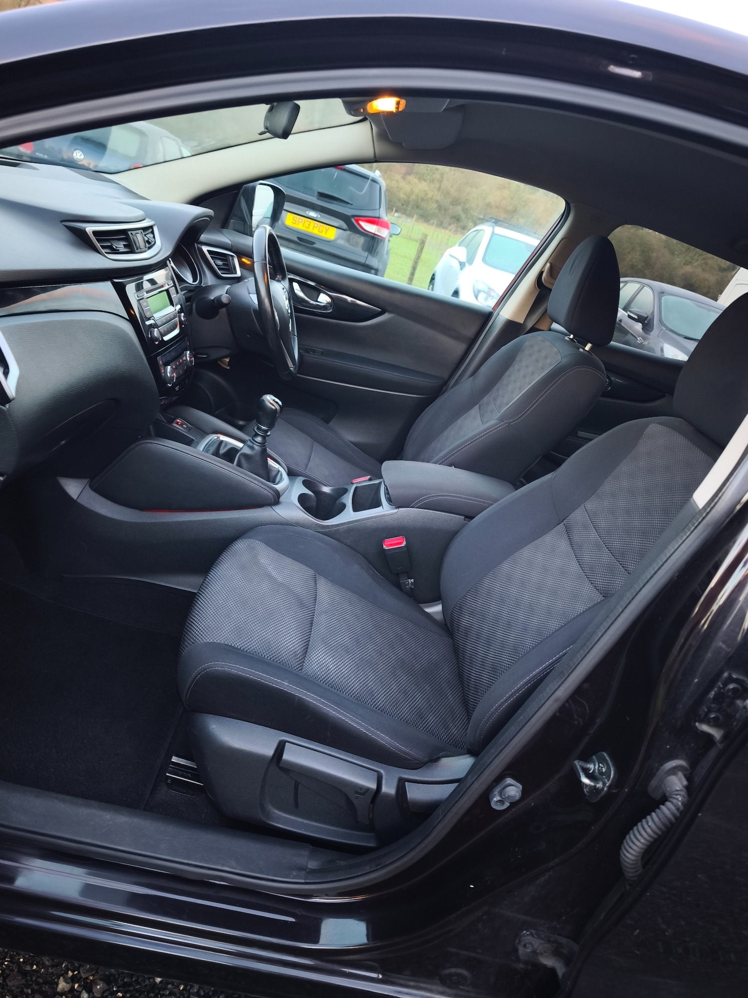 Used Nissan Qashqai 2014 for sale - 77247425: Photo 14