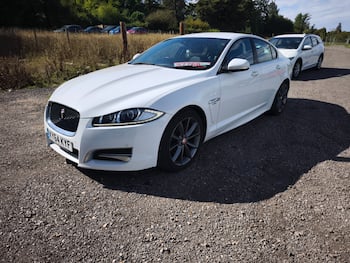 Used Jaguar XF 2015 for sale - 79768953: Photo